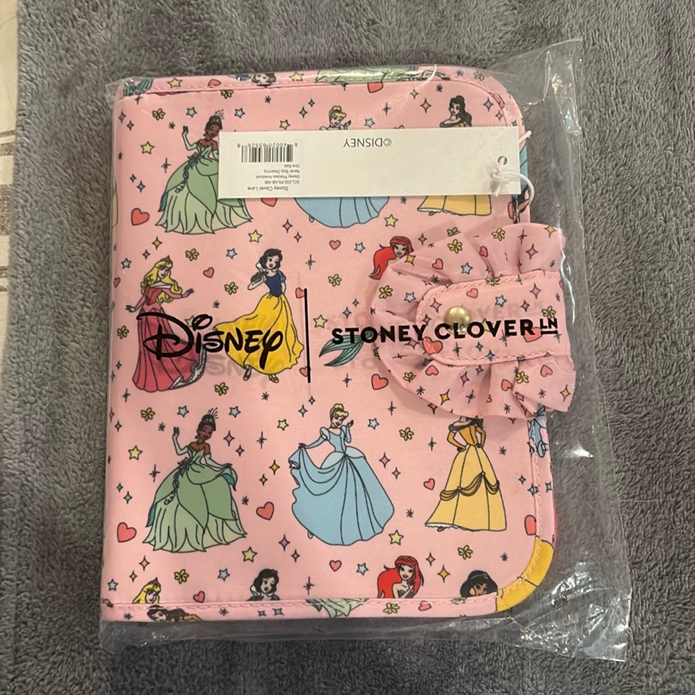 NEW Stoney Clover Lane Disney Princess Agenda. Limited edition. Sold out online!